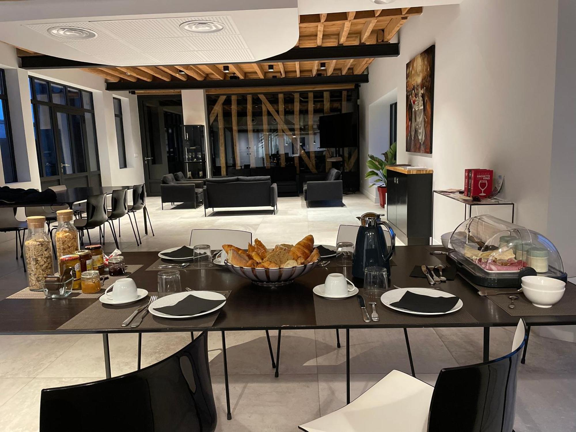 Bed and Breakfast L'Atelier De Degustation Вертю Экстерьер фото
